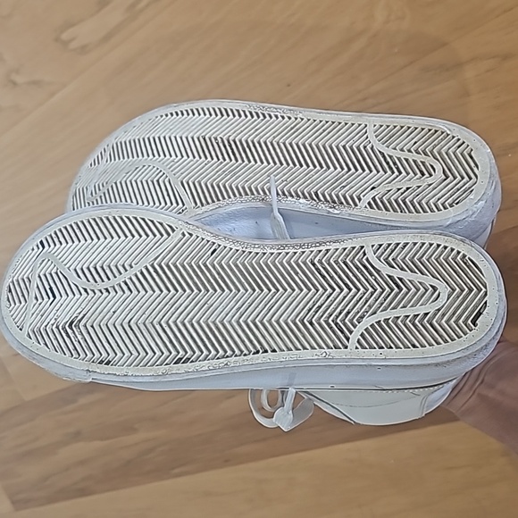 Nike Blazers - Picture 4 of 4